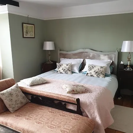 Harry'S Bed And Breakfast-3